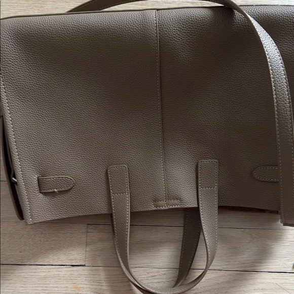 Bogdana Fashion bag NWOT SOLD OUT COLOR TAUPE - Picture 5 of 5